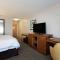 Hampton Inn & Suites-Austin Airport - Austin