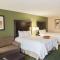 Hampton Inn Bloomington West