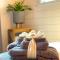 Private Wine Country-River Bungalow! Sunny Treetop Views - Pets Stay Free