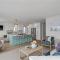 Amazing location! Luxurious beach cottage.Ocean views - شاطئ مانهاتن