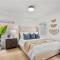 Amazing location! Luxurious beach cottage.Ocean views - شاطئ مانهاتن