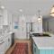 Amazing location! Luxurious beach cottage.Ocean views - شاطئ مانهاتن