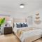 Amazing location! Luxurious beach cottage.Ocean views - شاطئ مانهاتن