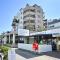 Mooloolaba 2 BR Getaway - Perfect location ZD5