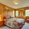 Riverfront Vermont Vacation Rental with Hot Tub - Bridgewater