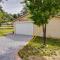 Sunny California Retreat with Pool Access and Patio! - بحيرة شاستا