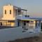 Peaceful getaway for 2 - amazing sea view/sunbeds!