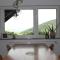 Helle große Wohnung mit grandiosem Ausblick, Terrasse und Balkon