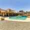 Secluded Mesa Retreat with Outdoor Kitchen and Bar! - Mesa