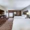 Hampton Inn West