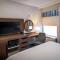 Hampton Inn Long Island/Commack - Коумек