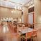 Hampton Inn and Suites Denver/South-RidgeGate - لون تري