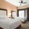 Homewood Suites by Hilton Fargo - Fargo