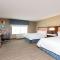 Hampton Inn & Suites Marshalltown - Marshalltown