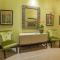 Hampton Inn and Suites Woodstock, Virginia - Вудсток