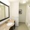 Hampton Inn & Suites Oklahoma City Airport