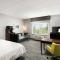Hampton Inn & Suites by Hilton Barrie - باري