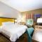 Hampton Inn & Suites Raleigh/Cary I-40 (PNC Arena) - Cary