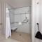 Hampton Inn & Suites DuPont - دوبونت