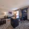 Hampton Inn & Suites DuPont - دوبونت