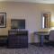 Hampton Inn & Suites-Knoxville/North I-75 - Knoxville