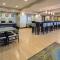Hampton Inn Visalia