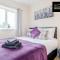Spacious 3BR, 3BA House by Jesswood Properties Short Lets For Contractors, With Free Parking Near M1 & Luton Airport - Luton