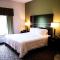 Hampton Inn & Suites Sharon - West Middlesex