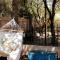 Luxurious bastidon with swimming pool and jacuzzi