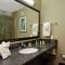 Doubletree by Hilton Newark
