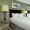 Doubletree by Hilton Newark