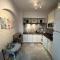 Aventurin House ***