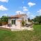 Holiday Home in Vaucluse near Mont Ventoux