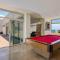 Nitta Condo 103