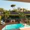 Paradise Oasis 400sqm Townhouse, Pool & Seaview