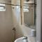 Manoni Ratianis Hostel