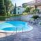 MIA HOUSE GARDEN - Macerata, porzione di villa con piscina