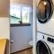 Private Hot Tub and Views Lovely Waldport Home