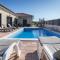 Villa Manuela with heated pool 400 meters from the sea - by TA Leut Agency - Vrsi