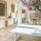 Beautiful Home In Trani With Wifi And 2 Bedrooms