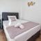 SplitStay 3BR Balcony Sea View