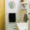 JUST 1 BLOCK FROM THE BEACH! - Miami Beach