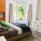 JUST 1 BLOCK FROM THE BEACH! - Miami Beach