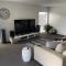 Lakes Executive Suites - 陶朗加