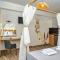 Amoudi Studios Apartments Hotel