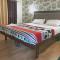 Honeymoon Houseboat