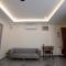 MURALI KRISHNA APART HOTEL