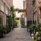 ApartHotel De Koning by Urban Home Stay