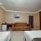 Opera Avenue Hotel