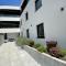 Aparthotel Villa V with pool and breakfast